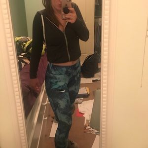 blue patterned crop nike leggings